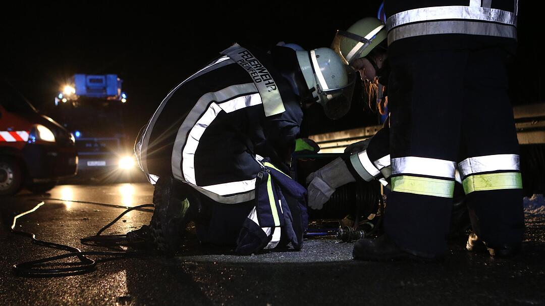 Frontalzusammenstoss auf der B2 fordert zwei verletzte Personen