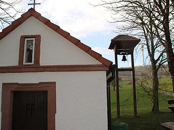 Kapelle und Glockenturm in Westheim Fotos: Hilmar Ruppert