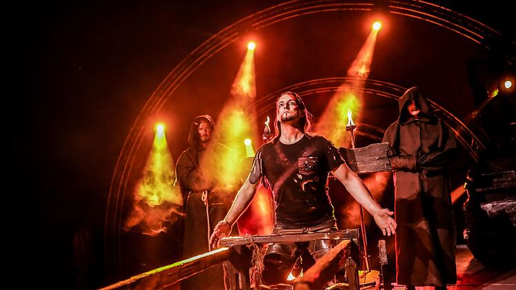 Würzburg: "Zirkus des Horrors" mit außergewöhnlicher Show - und "echtem Blut"