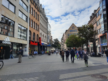 Nürnberg als "Underperformer": So schlecht schneidet sie im Glücksatlas 2024 ab Nürnberg als "Underperformer": So schlecht schneidet sie im Glücksatlas 2024 ab