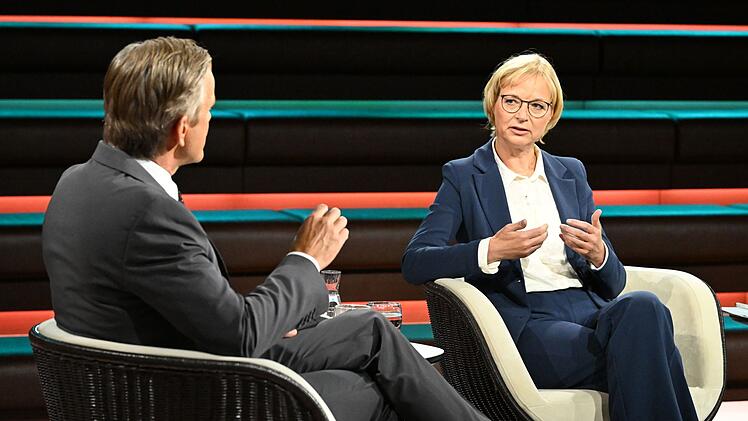 Markus Lanz sprach mit BSW-Politikerin Katja Wolf &uuml;ber den richtigen Umgang mit der AfD.