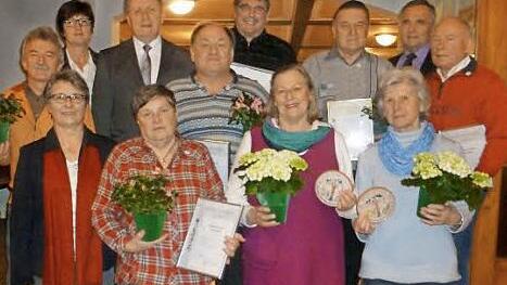 Mehrere Vereinsmitglieder wurden für ihre hervorragend angelegten Gärten ausgezeichnet. Foto: privat