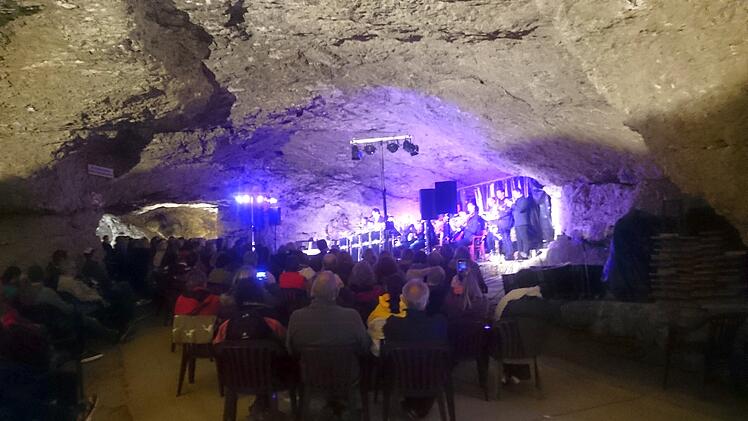 Kultur und Kinderkultur in der Teufelshöhle