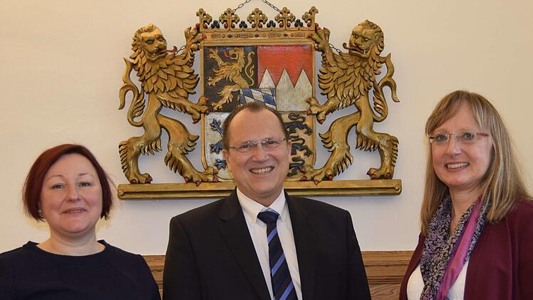 Hoher Besuch am Amtsgericht Lichtenfels (von links): Geschäftsleiterin Sigrid Lang, Amtschef Frank Arloth und  Amtsgerichtsdirektorin Ulrike BarauschAndreas Welz