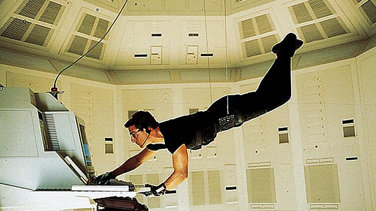 Die vielleicht spannendste und sch&ouml;nste Szene aus allen "Mission: Impossible"-Filmen: Top-Agent Ethan Hunt dringt in das CIA-Geb&auml;ude eim, um die Liste aller CIA-Spione zu stehlen. Der erste Teil der Reihe kam vor genau 30 Jahren in die Kinos.
