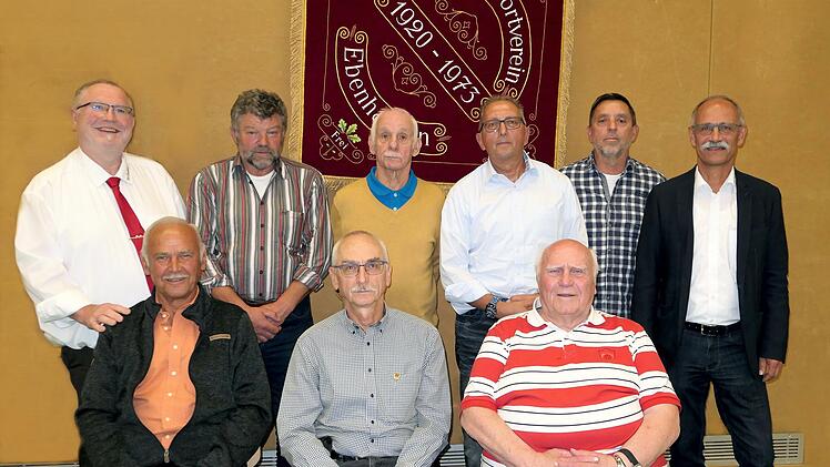 50 Jahre Mitglied im TSV Ebenhausen (hinten von links): Dieter Bausewein, Reinhard Rauh, Alfred Naujoks, Jürgen Goldfuß, Martin Hofmann und Thomas Mehn, vorne Alfred Seufert, Michael Distler und Herrmann Stürmer.