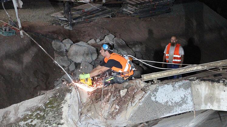 Der Stahl wurde mit einem Trennschleifer abgeschnitten.  Foto: Friedwald Schedel