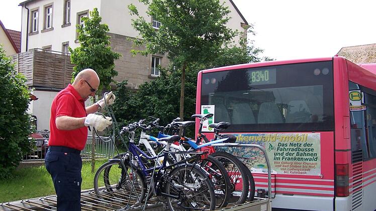 Die Fahrradmitnahme ist auch in dieser Saison weiterhin kostenlos.  Foto: Archiv/Frankenwaldtourismus