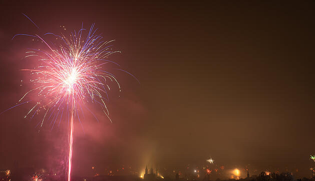 Silvester 2025: Bamberg schießt sich ins neue Jahr 2025 - Feuerwerk über der Domstadt