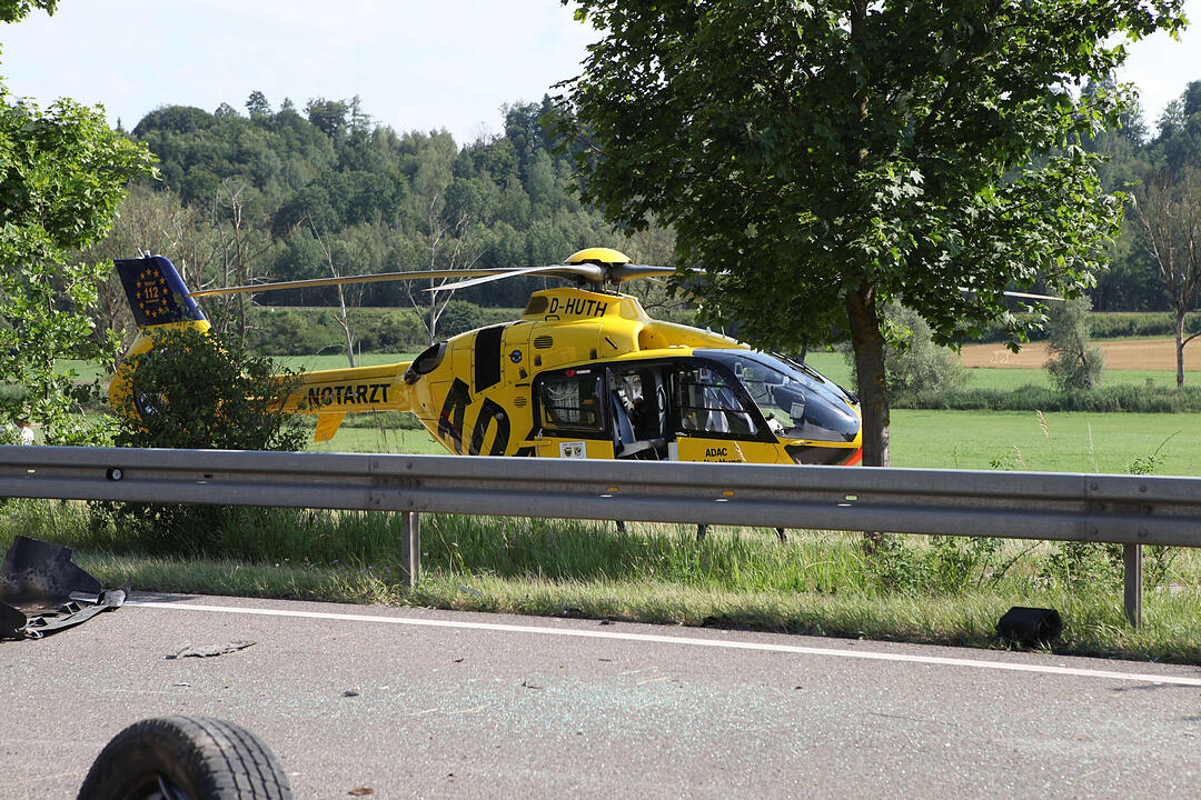 Ansbach: Fünfköpfige Familie bei Unfall verletzt