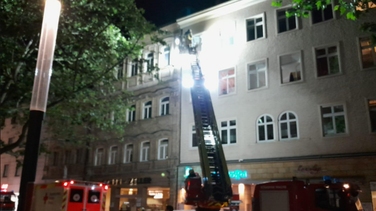 Bamberg: Wecker l&ouml;st n&auml;chtlichen Feuerwehreinsatz am Gr&uuml;nen Markt aus