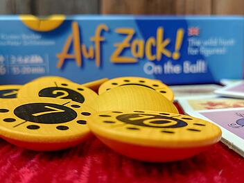 Spiele-Test 'Auf Zack' - Schnelles Paarsuchspiel mit Addier- und Geschicklichkeitselement