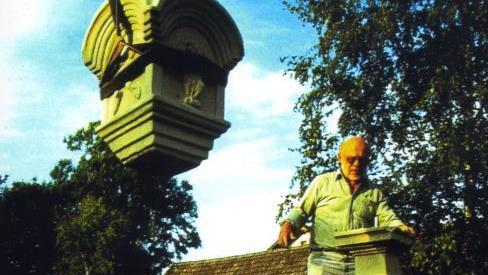 Der Wiederaufbau der Marter in Eila erfolgte mit dem Autokran.Archiv Roland Graf