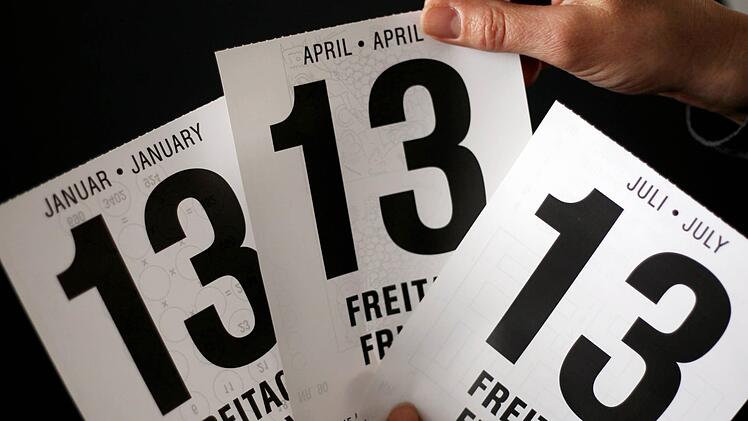 Fällt der 13. des Monats auf einen Freitag, assoziiert der Aberglaube damit einen Tag voller Pleiten, Pech und Pannen. Symbolbild: Archiv/Oliver Berg/dpa