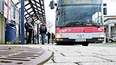 Der Kreistag machte sich am Montag Gedanken, wohin die Fahrt für Bus und Bahn bei der Schülerbeförderung gehen soll. Foto: Archiv/Marian Hamacher