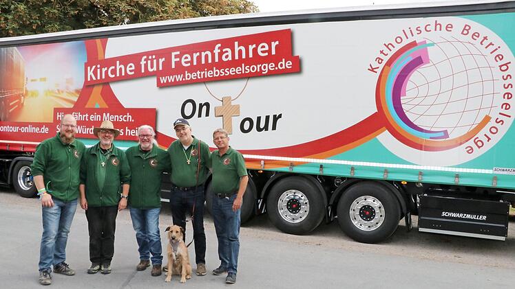 Maßgeblich wurde das Trucker- und Countryfestival in Lichtenfels von der katholischen Fernfahrerseelsorge mitgeprägt. Es herrschte das komplette Wochenende eine herzliche Atmosphäre.