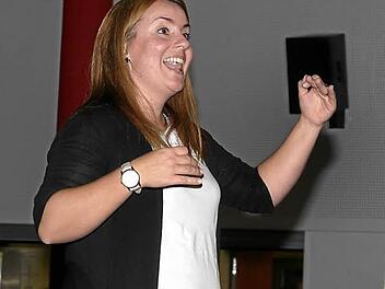 Gleich vier der sechs auftretenden Chöre standen unter der engagierten Leitung von Helena Perez Martinez.