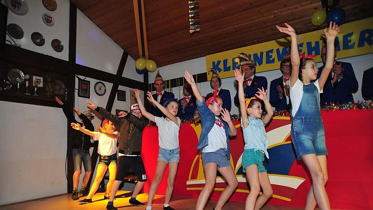 Stimmung pur  gab es bei der Sitzung der Klennewehmer Bisch&ouml;ff. Foto: Ewald Schlembach