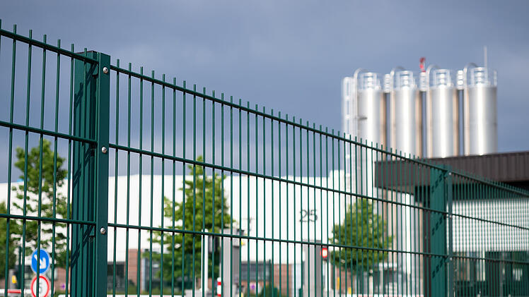 Industrieanlage - Sicherheit - Werkschutz, Betriebsferien, Schließung