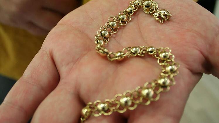 Goldkette. Foto: Sabine Paulus