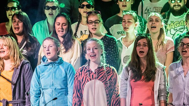 "Dreams and Drums": Impressionen von der Generalprobe mit dem Hochschulchor Coburg und der Hochschul-Bigband.Foto: Jochen Berger