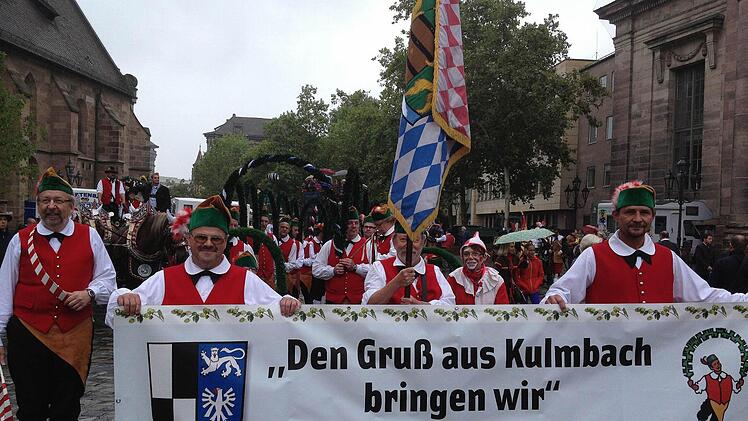Festzug in Nürnberg mit Beteiligung der Büttner.  Foto: Archiv/privat