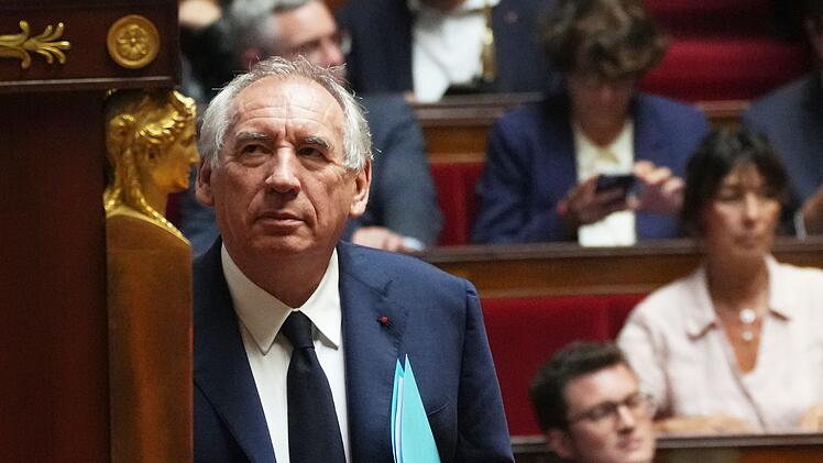 Frankreichs Premier stellt Vertrauensfrage
