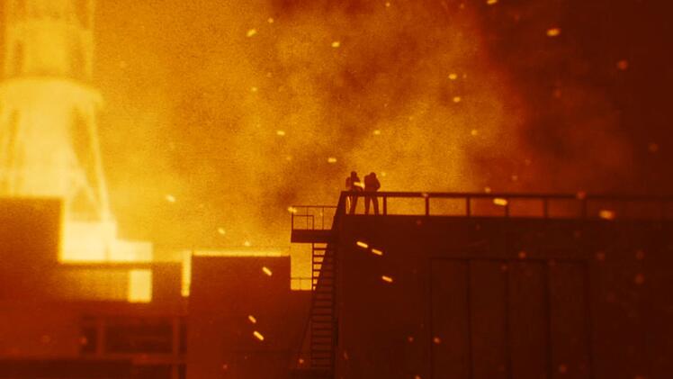 Feuerwehrleute wie Petro Shavrey und Petro Khmel wussten nichts von der Gef&auml;hrlichkeit ihrer Unternehmung, als sie am Block 4 Flammen l&ouml;schen wollten.