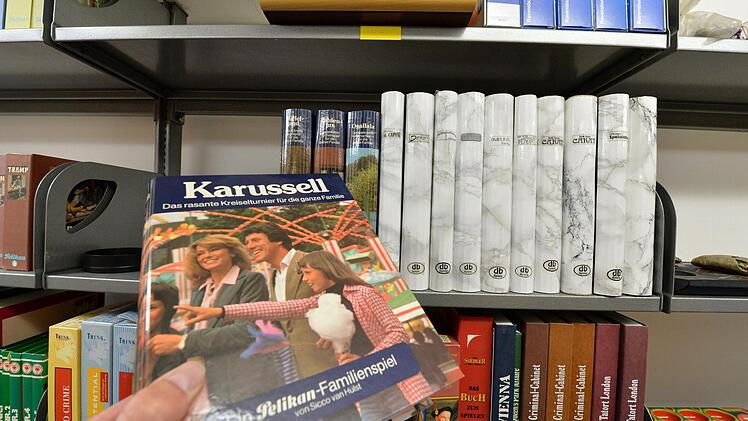 Eine Zeitlang war es Mode, Spiele in Buchhüllen zu verpacken.Foto: Ronald Rinklef