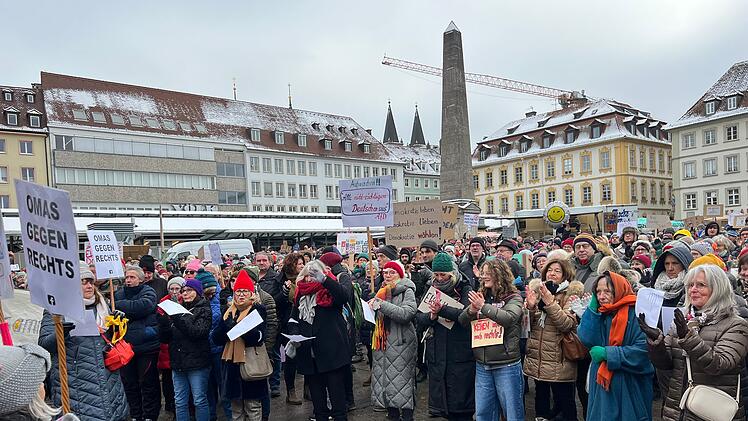 Zehntausende protestieren in Franken gegen Rechts - "Demokratie in Gefahr"