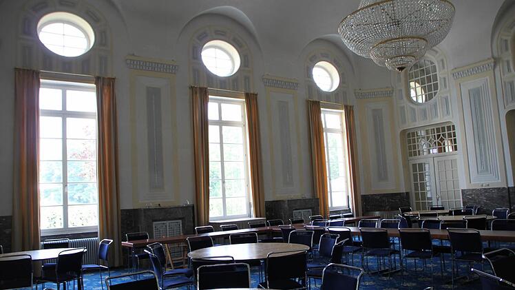 Im Hauptgebäude stehen einige Schönheitsreparaturen an: Der Kuppelsaal bekommt einen neuen Fußboden. Foto: Ulrike Müller