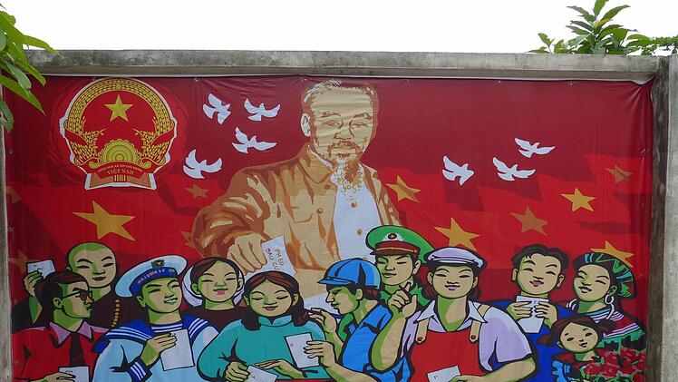 Sein Geist schwebt über dem Volk: Ho Chi Minh gilt als Nationalheld Vietnams.