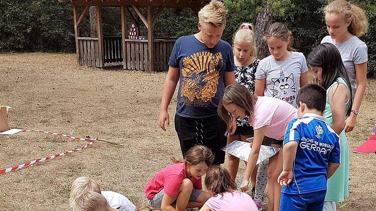 Die Kinder   waren voller Eifer bei der Sache und feuerten sich gegenseitig an. Foto: Christa M&uuml;ller