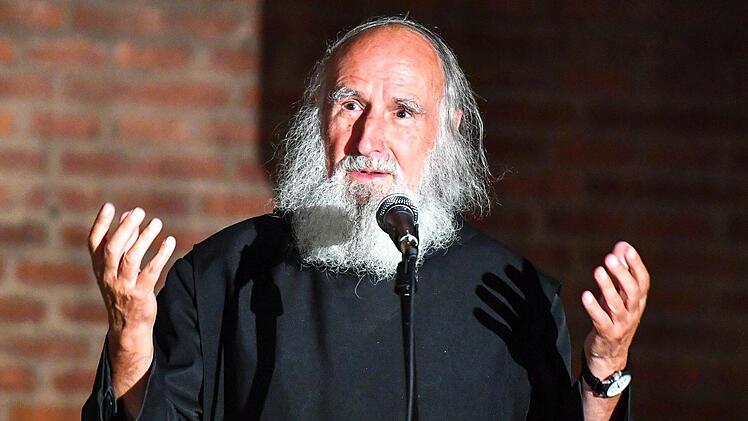 "Nicht Unglück zu haben ist schon Glück": Pater Anselm Grün  Alle Fotos: Ronald Rinklef