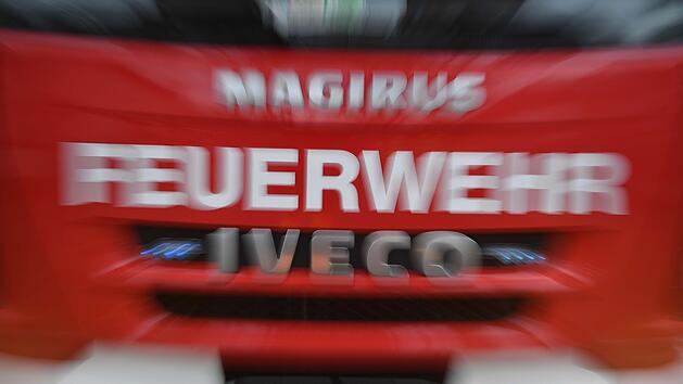 Kurioser Einsatz: Feuerwehr öffnet verriegelte Tür - doch die Wohnung war leer