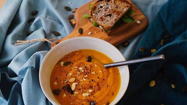 Kuerbis-Kaffee-Suppe