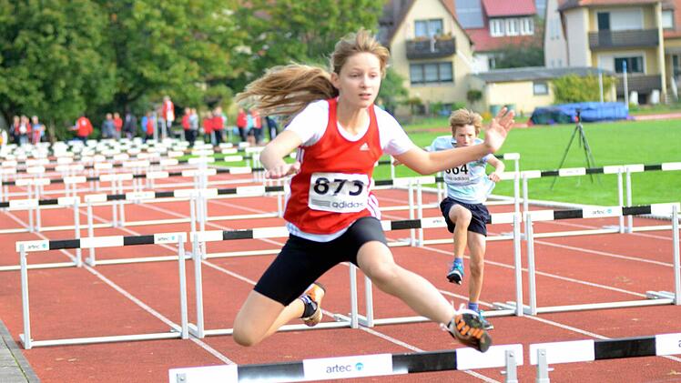 Stefanie Wittwer benötigte für die 110 Meter Hürden in der Hobby-Riege 22,37 Sekunden und beendete den Zehnkampf auf Rang 27.