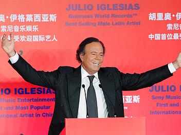 Julio Iglesias zu Missbrauchsvorw&uuml;rfen - Leben von Frauen zerst&ouml;rt?