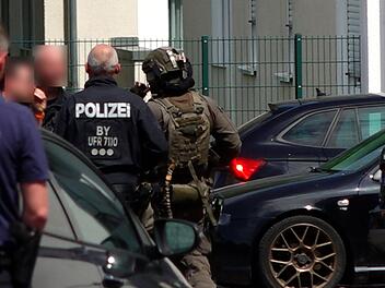 Lebensgef&auml;hrlich Verletzte und Toter bei Einsatz von Spezialkr&auml;ften in Aschaffenburg