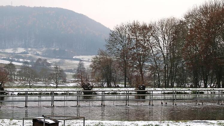 Gemeinschaftskläranlage Sulzthal/Ramsthal/Euerdorf: Egal wie eine zukünftige Lösung aussehe, der Einbau eines Feinrechens und Absetzbeckens sei alternativlos, so Bürgermeister Weingart.  Foto: Hilmar Ruppert