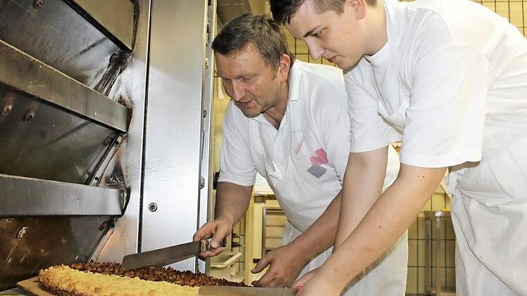 Gerhard Löffler ist die Ausbildung seiner jungen Mitarbeiter sehr wichtig. Er hat das Projekt "BDS-Azubi-Akademie" mitbegründet.  Foto: Veronika Schadeck