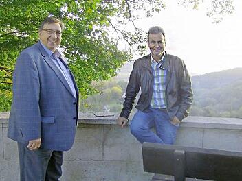 Werner Wolf (l.) und Hans-Jürgen Nekolla sind die treibenden Kräfte des Vereins.  Foto: Malbrich