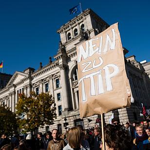 Demonstration gegen TTIP und CETA