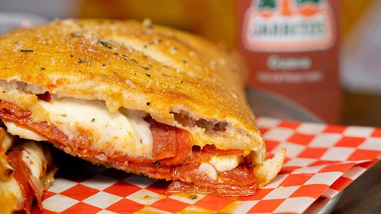 Himmelkron: Neue Pizzeria "Porta Via" eröffnet - mit besonderer italienischer Spezialität