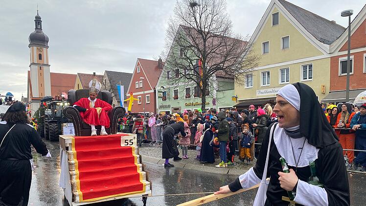 Allersberger Faschingsumzug 2023 mit 20.000 Besuchern
