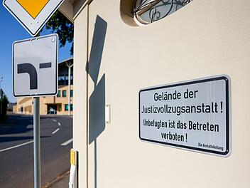 Polizei durchsucht JVA und Wohnungen in zwei Bundesl&auml;ndern