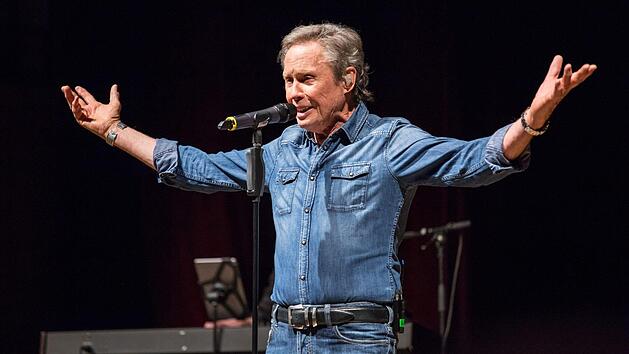 Peter Kraus machte am Ostersonntag in Bamberg Station - und dass, obwohl er eigentlich gar nicht mehr Auftreten will.  Foto: Christian Langer