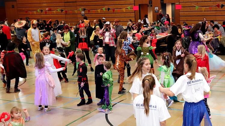 ESC-Kinderfasching in der Höchstadter Aischtalhalle.  Foto: Johanna Blum