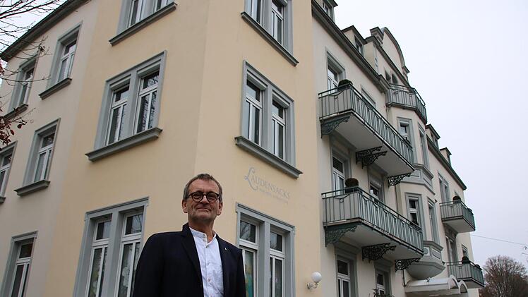 Hermann Laudensack hat das einzige Sternerestaurant in Bad Kissingen. Er teilt das Schicksal vieler Gastronomen in der Zeit von Corona-Beschränkungen. Uns erzählte er, wie es jetzt weitergeht.Ralf Ruppert/Archiv