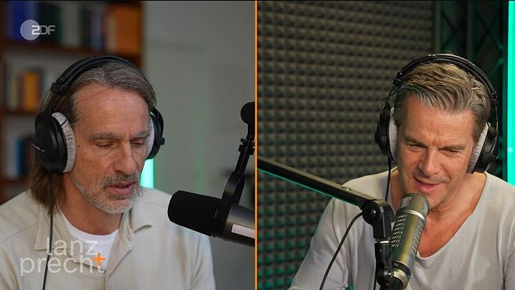 Richard David Precht (l.) und Markus Lanz haben in der neuen Folge des Podcasts "Lanz + Precht" &uuml;ber die Epstein-Files gesprochen.